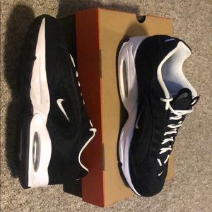Nike Air Max Triax LE